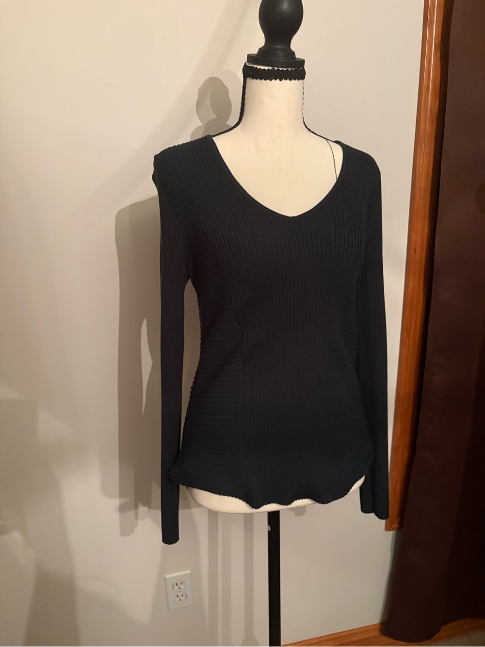 INC International Concepts Very Dark Green Ribbed V-Neck Long Sleeve Sweater